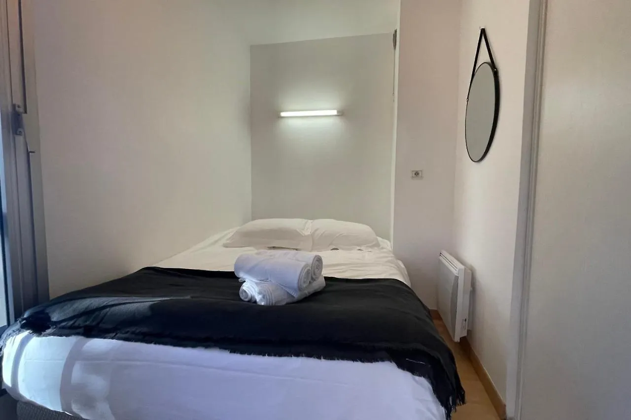Sully II - Apartment Of 33 Sqm With Parking 400M From Lake אנסי